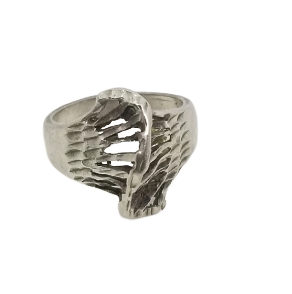 VINTAGE STERLING SILVER BRUTALIST STYLE RING - Picture 3 of 5